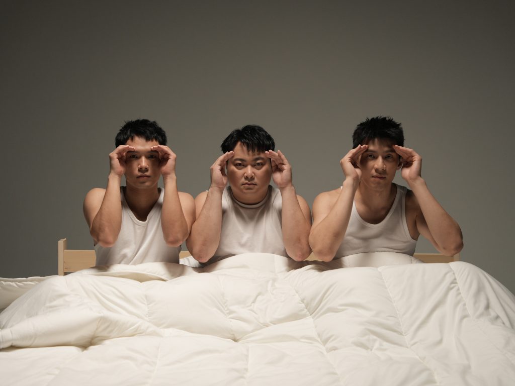 车子(车志立)、培永、Jobroseph 推全新单曲《我很累》 MV一镜到底 三人飙真情演技哭到眼肿! 2 001