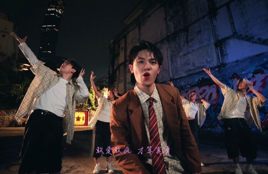 Hayden 黄程晞推出全新单曲《凌晨发点疯》 以 Funk Pop 唱出失恋后的“疯”与释怀 4 867cf4e8 7aa0 4945 bc26 002250db0198