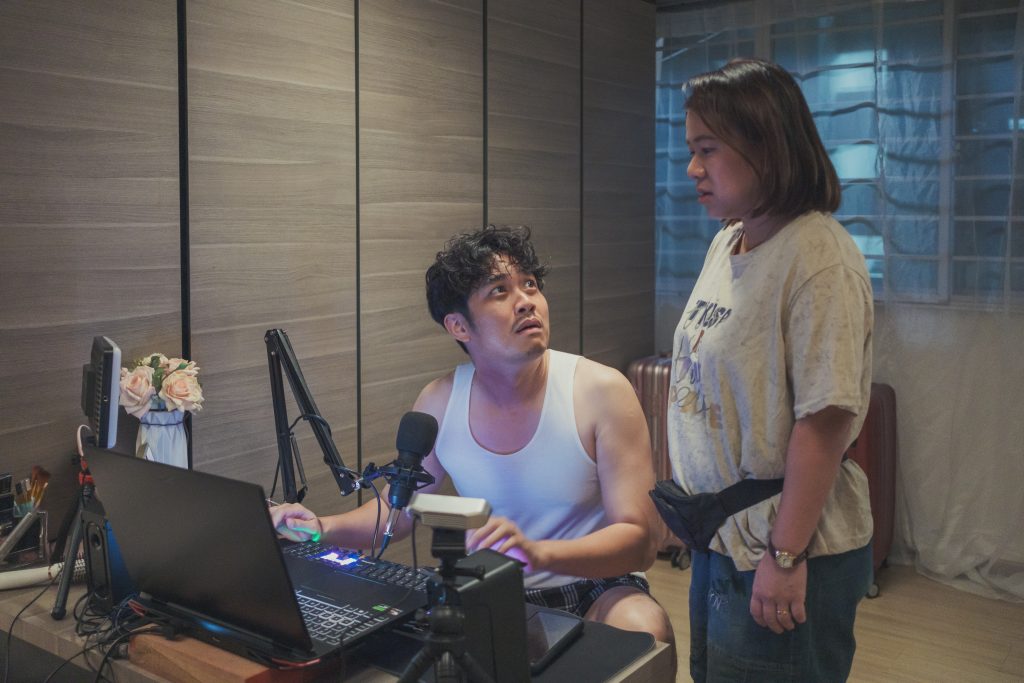 马一朵自编自导自演《Aunty当网红》07.31全马爆笑上映! 大马网红 Sai 颠覆形象演“渣男”?!流量网红 vs Aunty 到底谁会胜出? 5 DSF1595