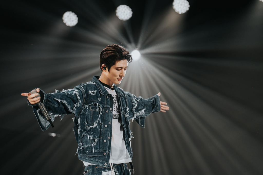 B.I金韩彬《The Last Parade》亚洲巡演吉隆坡完美收官!未发行demo粉丝抢先听超宠粉! 5 Screenshot 2025 09 24 163953