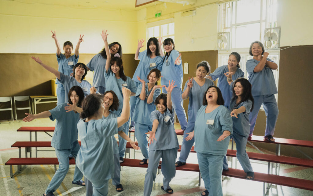 《阳光女子合唱团》1月15日全马上映 导演林孝谦认定女主陈意涵无可取代:“没有人可以演得比她好” 4 《陽光女子合唱團》女演員個個來頭不小