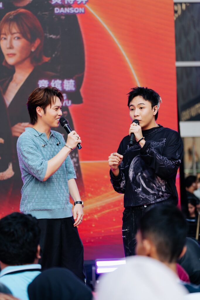 《卧龙》主演齐聚Astro 30周年庆典 朱鉴然大赞大马人热情有爱 10 刘界辉黄得昇 1
