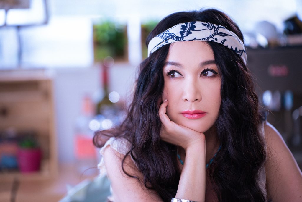 美魔女温碧霞搭型男禾浩辰 《谎岛美人鱼》浪漫姐弟恋7.10全马限定上映 10 劇照1
