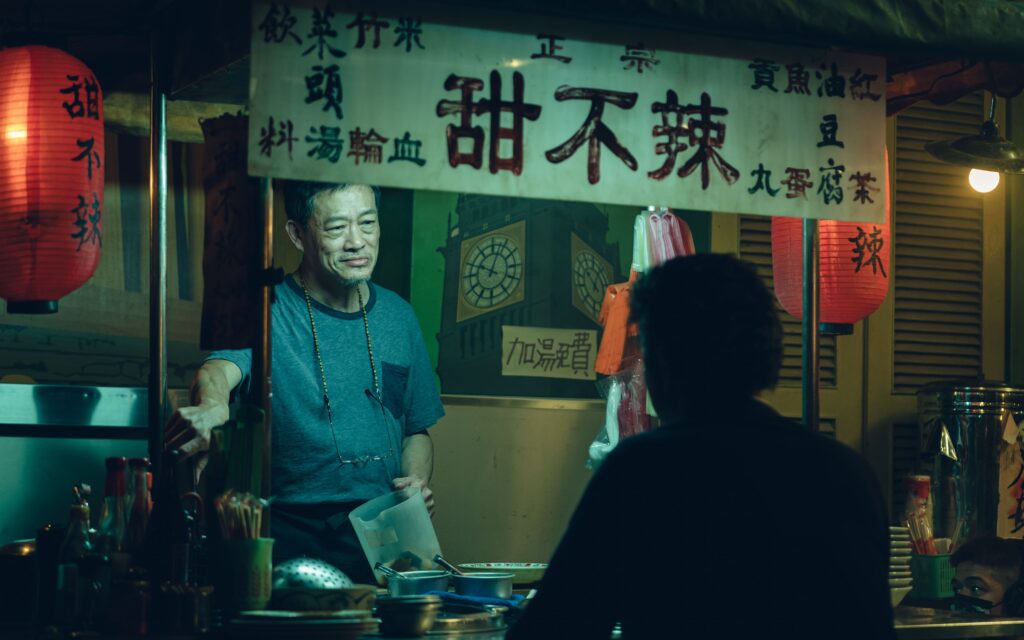 《富都青年》「Money姐」邓金煌《黑白清道夫》一人挑战三重身份 与李铭顺吃饭戏笑曝「太入戏吃到超级饱!」 2 鄧金煌 2