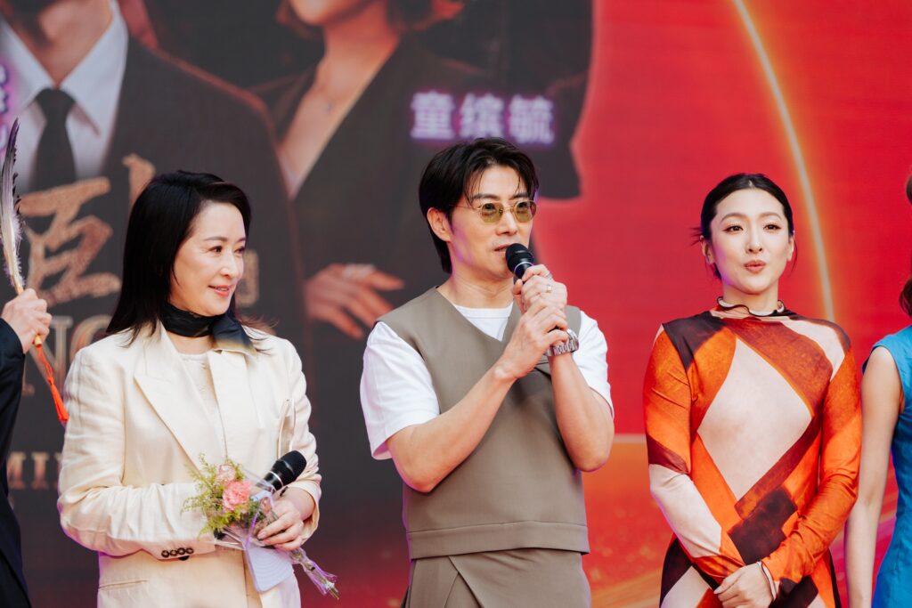 《卧龙》主演齐聚Astro 30周年庆典 朱鉴然大赞大马人热情有爱 8 龔慈恩黄启铭张惠虹